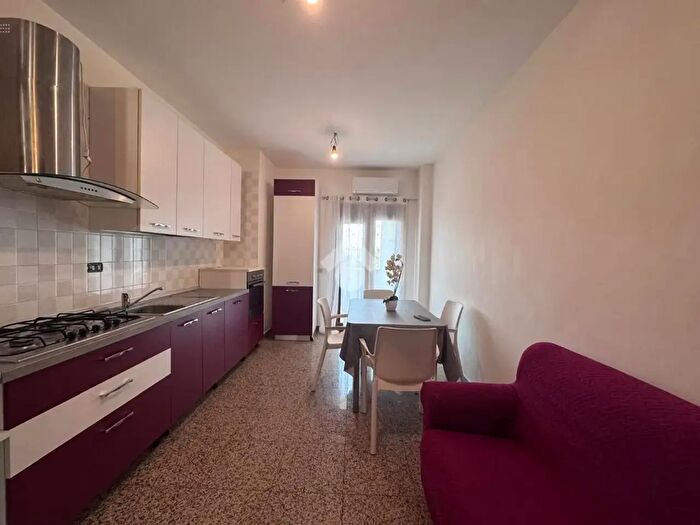 Appartamento trilocale in affitto in Via Sandro Pertini Metropolis, Rende