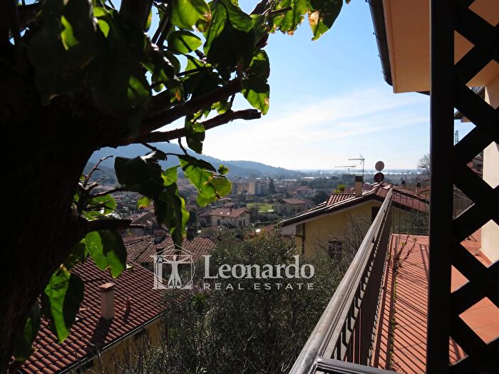 Casa con 8 locali in vendita in Via della Fornace, Massarosa