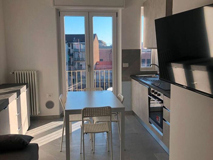 Appartamento bilocale in affitto in Via Monginevro, Pozzo Strada, Torino