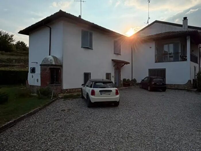 Casa quadrilocale in vendita in Strada Casale Asti, San Giorgio Monferrato