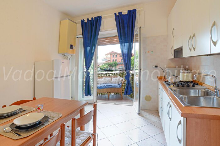 Appartamento monolocale in affitto in Via Giacomo Matteotti, Borgio Verezzi