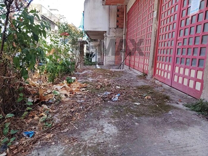 Casa con 9 locali in vendita in Via Stefano Cattafi, Santa Lucia Del Mela