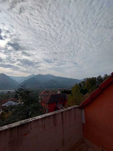 Appartamento con 5 locali in vendita in Via Cristoforo Colombo, Casella