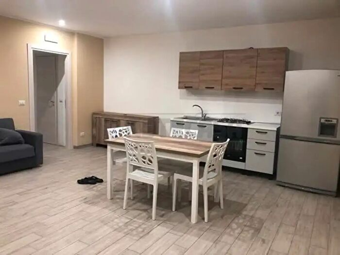 Appartamento trilocale in affitto in Via Brancati, Melilli
