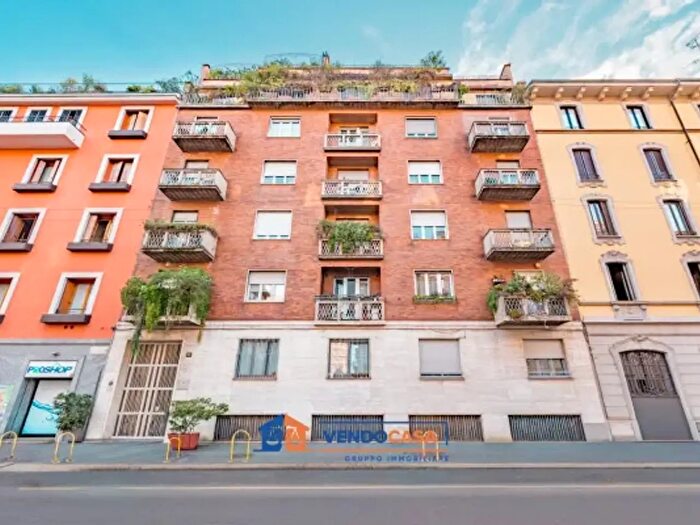 Appartamento bilocale in vendita in Via Francesco Londonio, Milano
