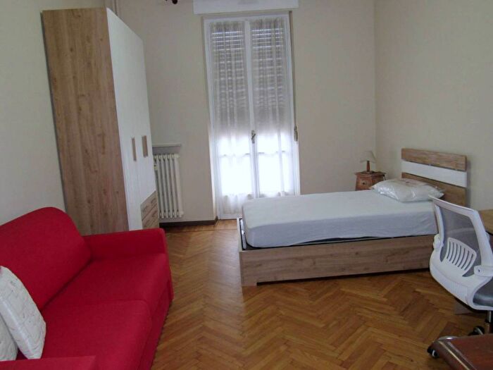 Appartamento trilocale in affitto in Via Dante di Nanni, Cenisia, Torino