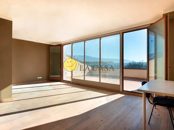 Appartamento quadrilocale in vendita in Figline e Incisa Valdarno