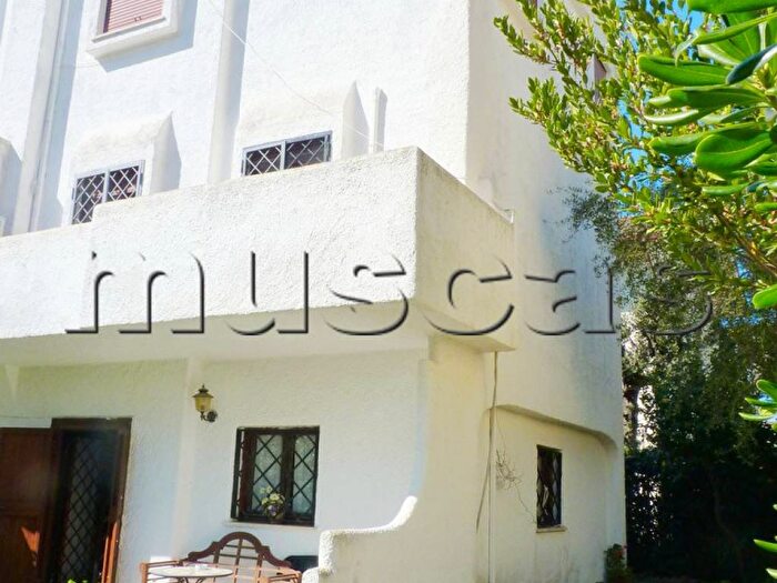Casa con 6 locali in affitto in Viale Castellammare, Fregene, Fiumicino