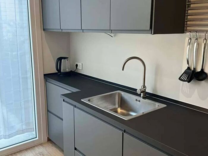 Appartamento bilocale in affitto in Via Giacomo Watt, Barona, Milano