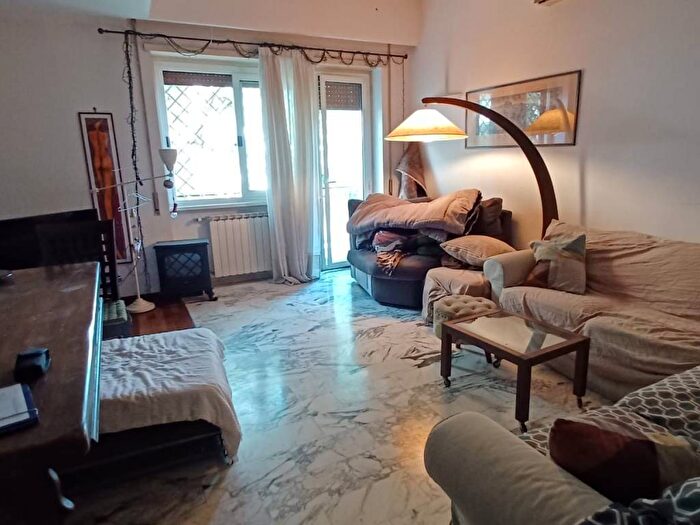 Appartamento quadrilocale in vendita in Via Nostra Signora di Lourdes, Baldo degli Ubaldi, Roma