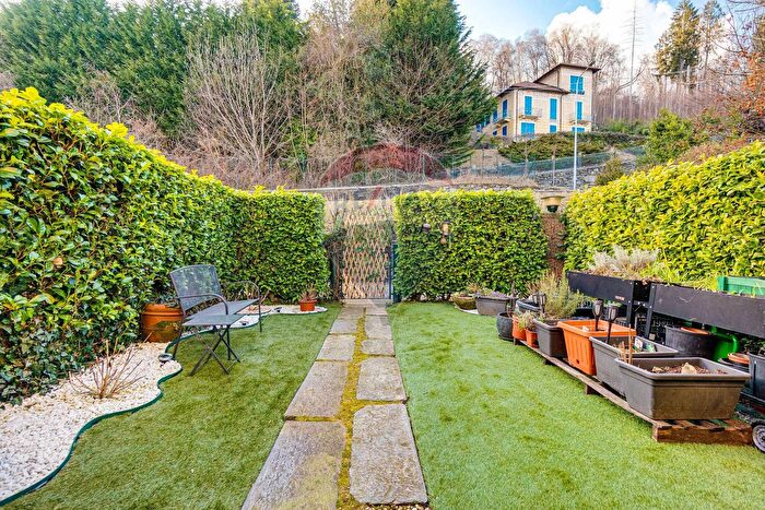 Casa con 5 locali in vendita in Piazza Stazione, Gignese