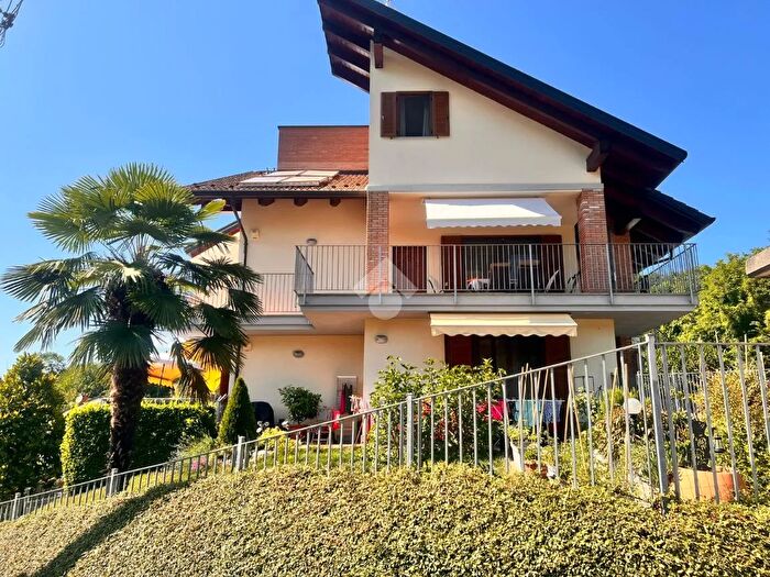 Casa con 5 locali in vendita in Via della Trinita, Castiglione Torinese