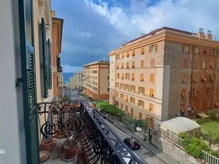 Appartamento quadrilocale in affitto in Via Cocito, Genova