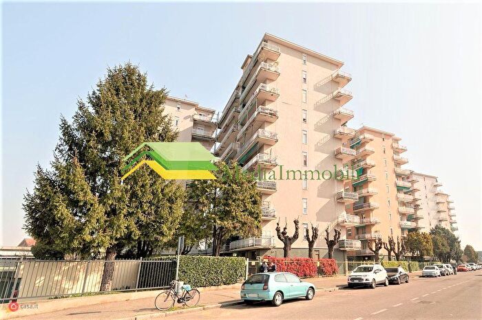 Appartamento bilocale in vendita in Via Bizet, Pioltello