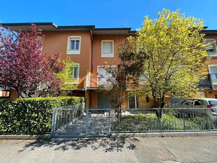 Casa quadrilocale in vendita in Via Rava Esiodo, Cotignola
