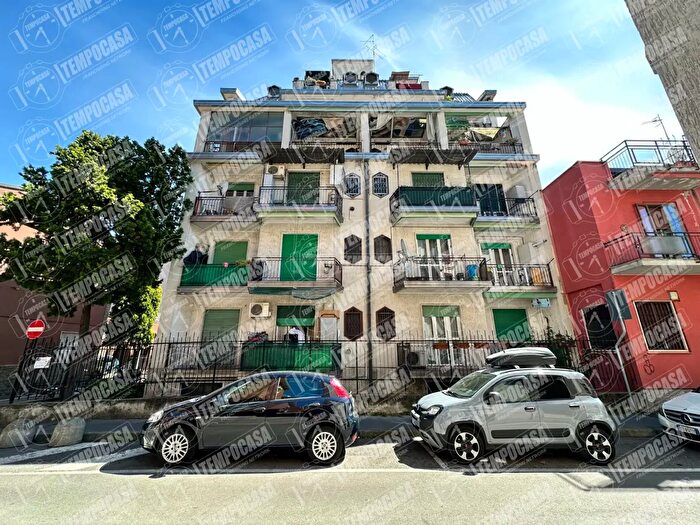 Appartamento quadrilocale in vendita in Via Pordenone, Baranzate