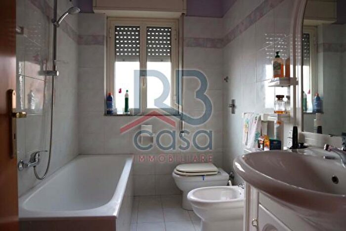 Appartamento quadrilocale in vendita in Via XX Settembre SNC, Ispica