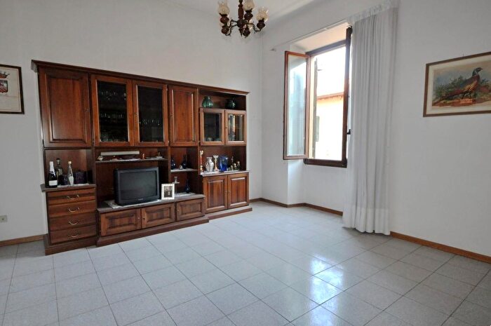 Appartamento con 6 locali in vendita in Via Giovanni da San Giovanni, San Giovanni Valdarno