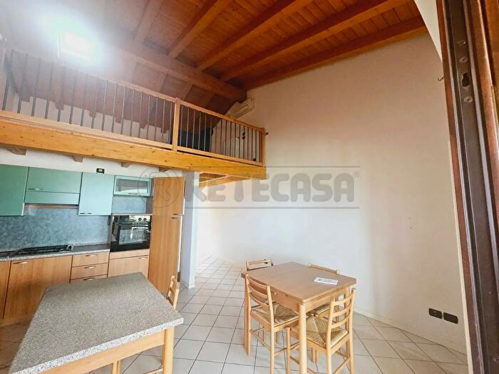 Appartamento trilocale in vendita in Strada Provinciale, Manerba Del Garda