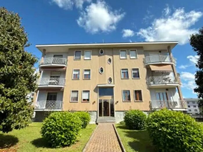 Appartamento con 5 locali in vendita in Via Levà, Villastellone