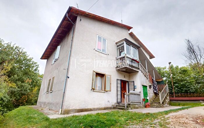 Appartamento con 5 locali in vendita in Casa Marucco, Vergato