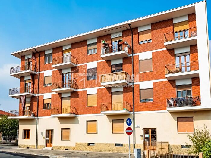 Appartamento trilocale in vendita in Via Luigi Einaudi, Chieri