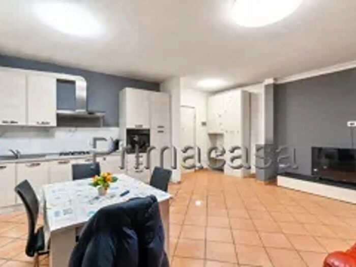 Appartamento trilocale in vendita in Via Santa Chiara, Carpi