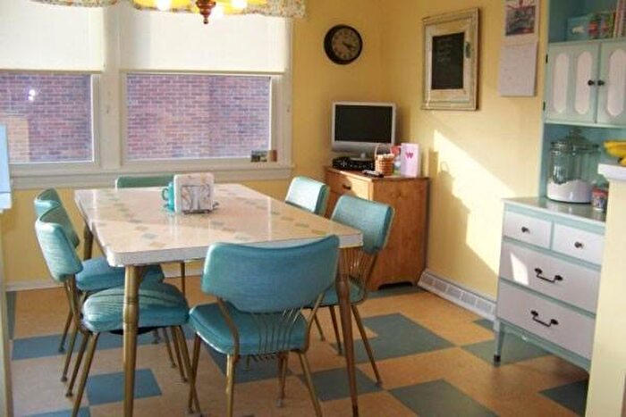 Casa con 5 locali in vendita in Via Matilde di Canossa, Reggio Emilia