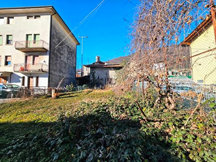 Appartamento trilocale in vendita in Via Bonfanti, Colzate