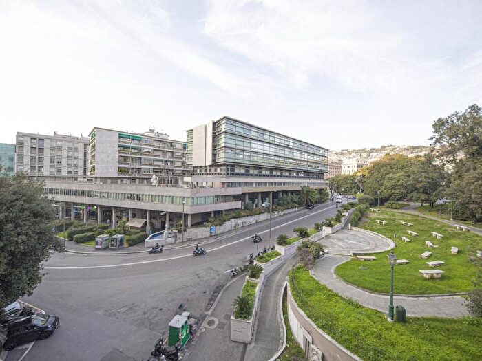 Appartamento trilocale in affitto in Passo Santa Caterina Fieschi Adorno, Centro Città, Genova