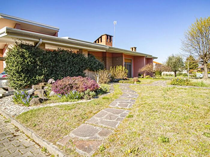 Casa con 5 locali in vendita in San Giorgio Di Nogaro