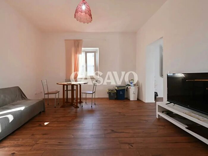 Appartamento con 5 locali in vendita in Via Vittorio Veneto, Pontedera
