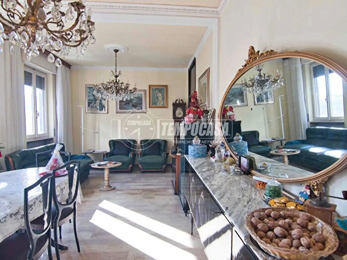 Appartamento quadrilocale in vendita in Novara