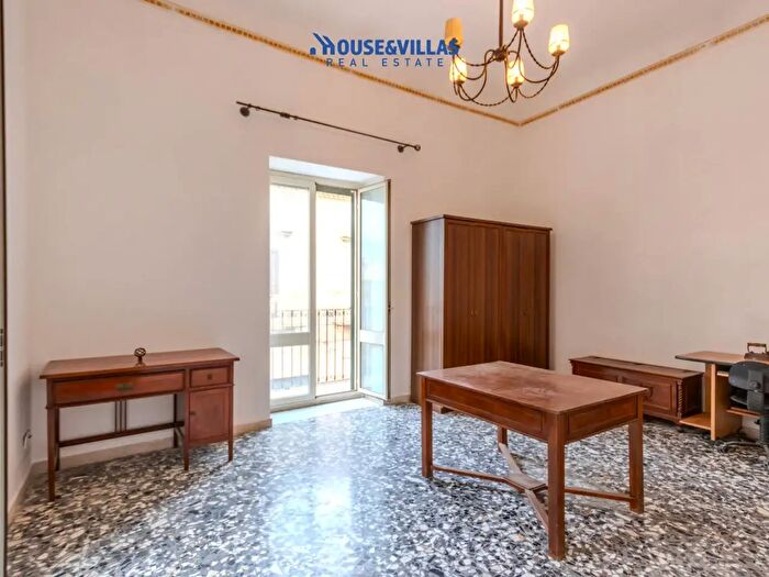 Appartamento trilocale in vendita in Via Principe Umberto, Noto