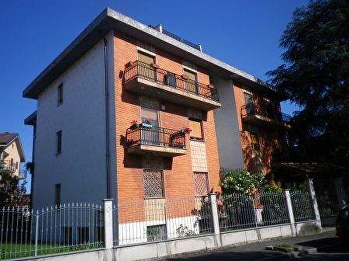 Appartamento trilocale in affitto in Via Niccolò Tommaseo, Mercato Santa Maria, Moncalieri