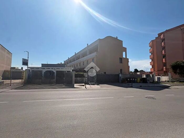 Appartamento quadrilocale in vendita in Via Egnazia, Brindisi