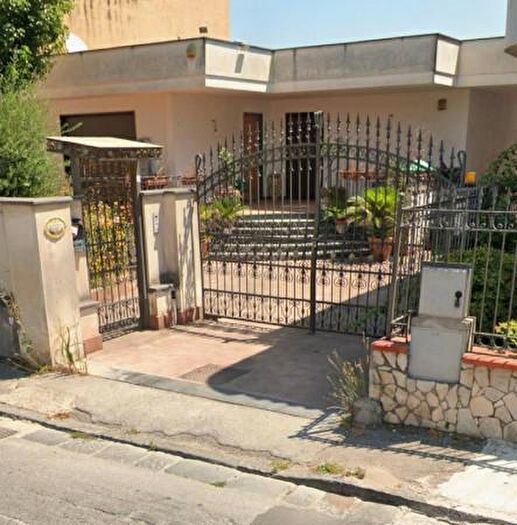 Casa quadrilocale in vendita in Via Somma, Marigliano