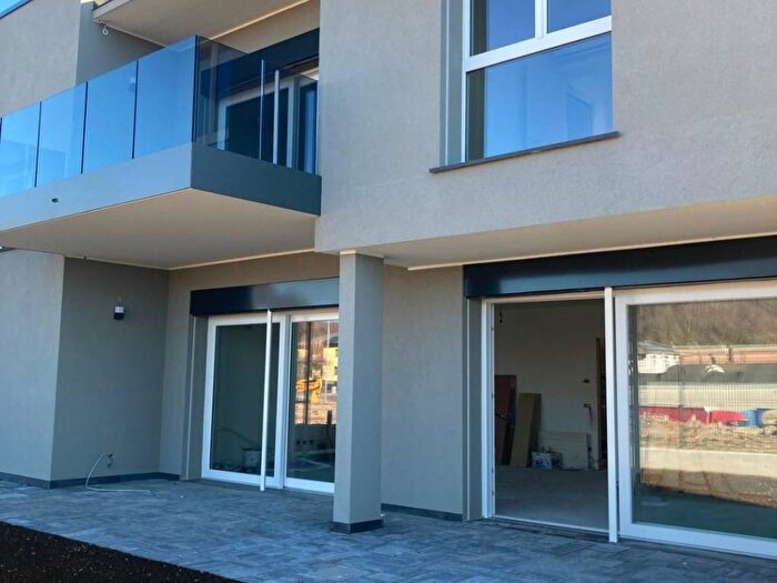 Appartamento quadrilocale in affitto in Via Alessandro Volta, Bizzarone