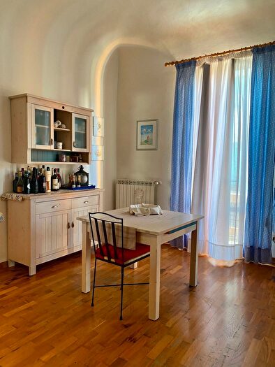 Appartamento quadrilocale in vendita in Viareggio