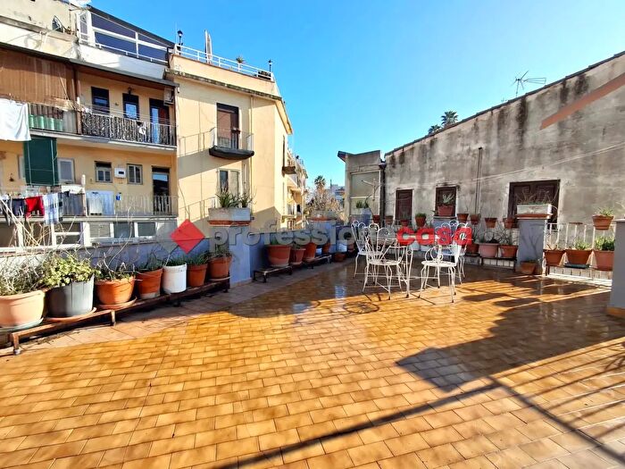 Appartamento con 5 locali in vendita in Via Plebiscito, Catania