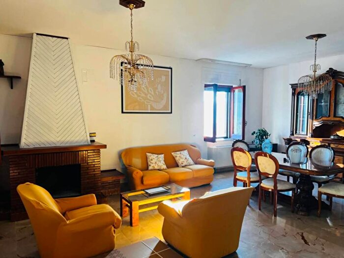 Appartamento trilocale in affitto in Via carretiello, Roccadaspide