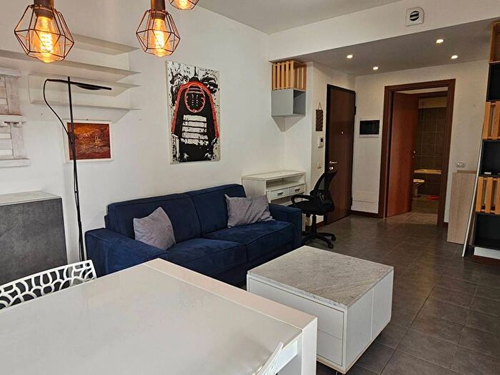 Appartamento bilocale in affitto in Via Antonio di Rudinì, Cantalupa San Paolo, Milano