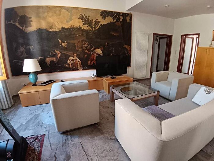 Appartamento con 5 locali in affitto in Via Arnolfo di Cambio, Stazione Agenzia delle Entrate, Empoli