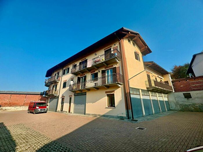 Appartamento bilocale in affitto in Strada Savona, Centro, Poirino