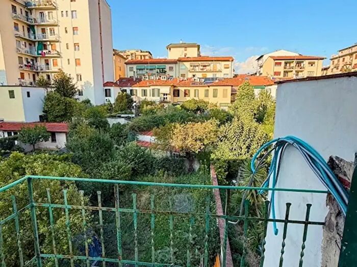 Appartamento quadrilocale in vendita in Via Veracini Pressi, Firenze