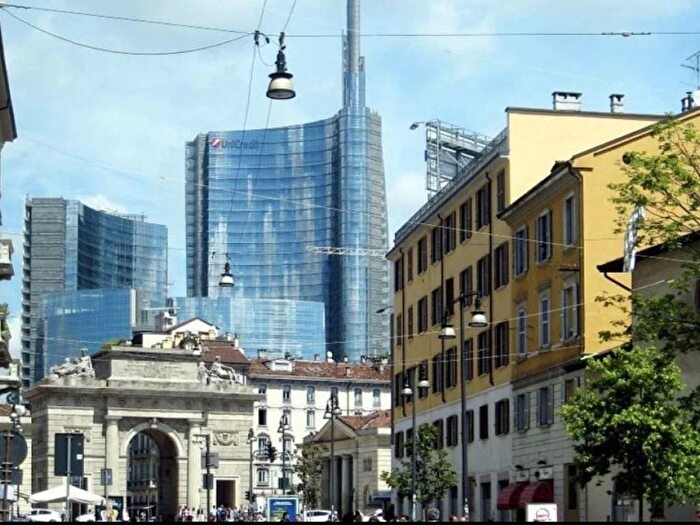 Appartamento bilocale in affitto in Moscova, Milano