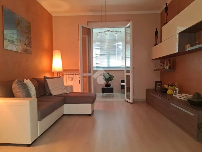 Appartamento trilocale in affitto in Piazza Fabio Filzi, Torino