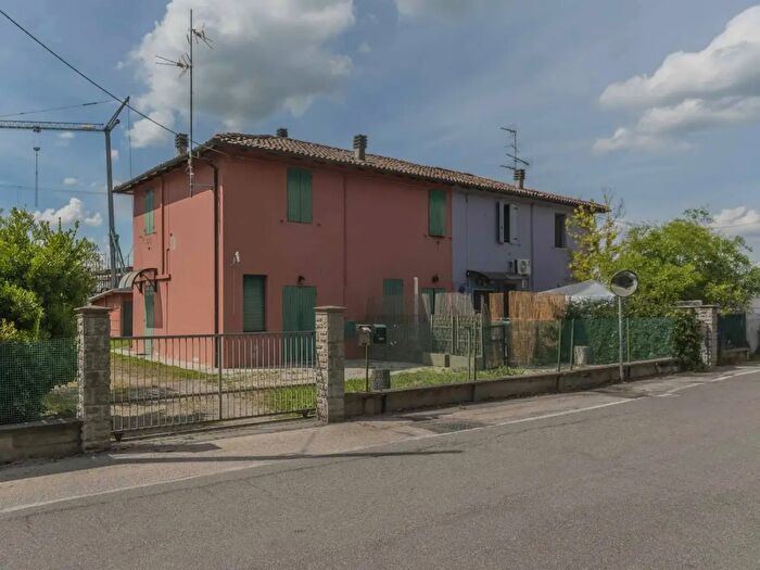 Casa quadrilocale in vendita in Via Bassa Inferiore, Malalbergo