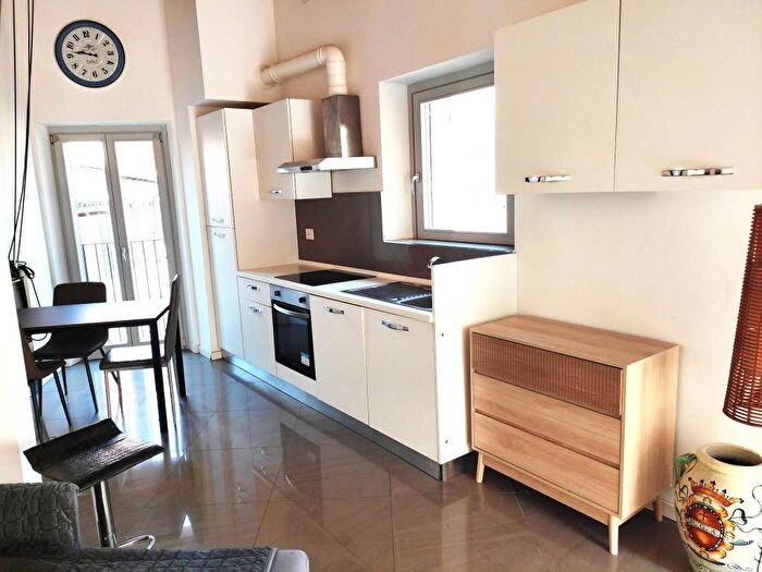 Appartamento bilocale in affitto in Via Felice Cavallotti, Centro Storico, Pavia