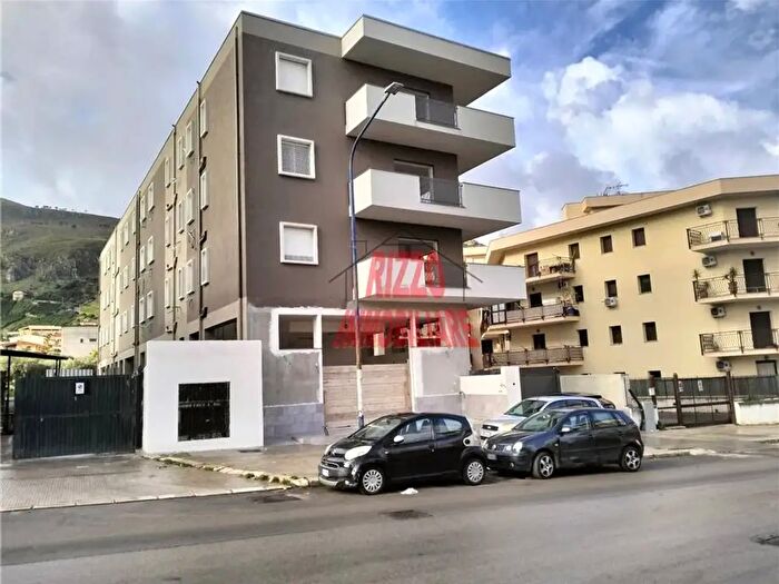 Appartamento quadrilocale in vendita in Misilmeri